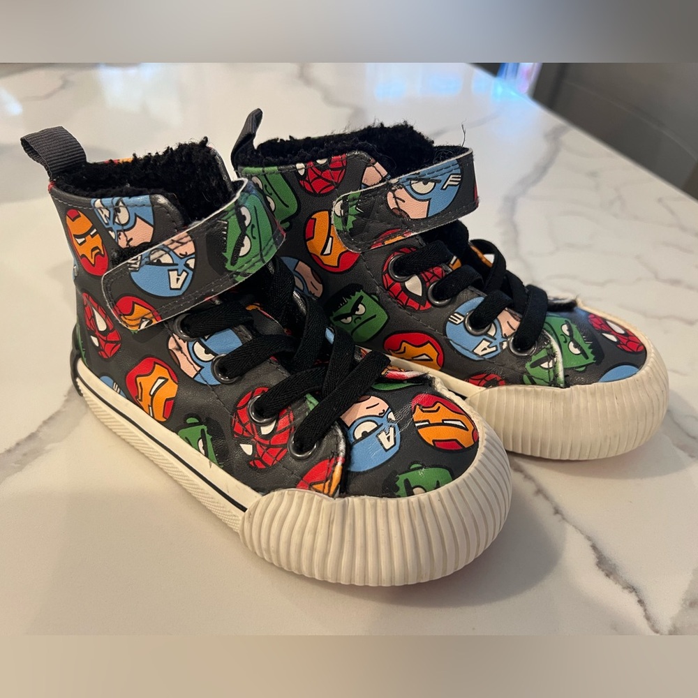 H&M Marvel High-Top Sneakers, Velcro Closure, Sz 7.5 Toddler